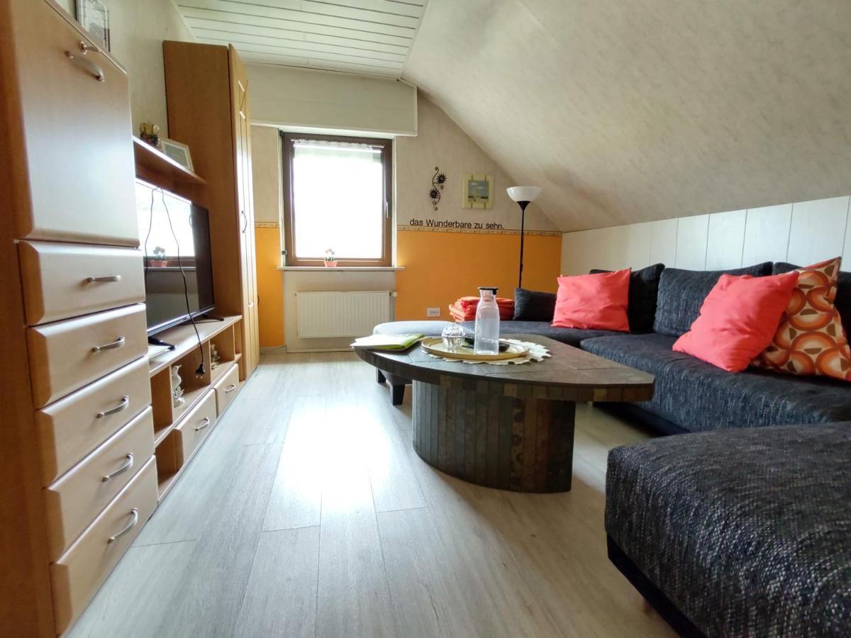 Die Ferienwohnung Lindenhof Zell an der Mosel Luaran gambar