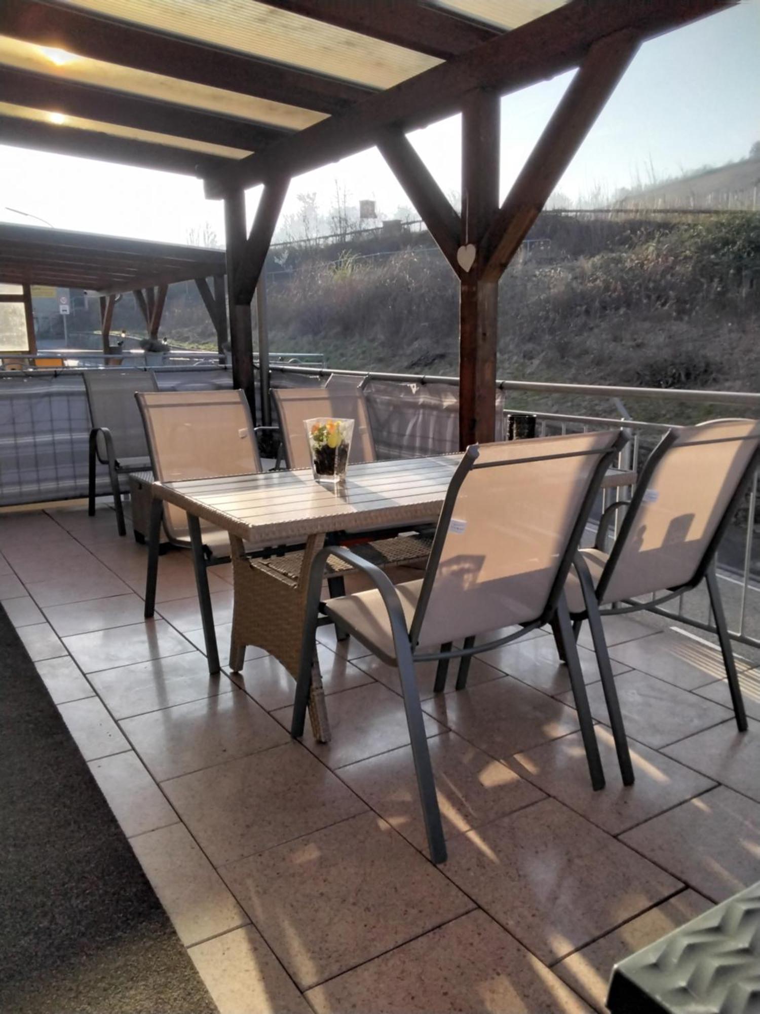 Die Ferienwohnung Lindenhof Zell an der Mosel Luaran gambar